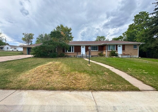 Building Photo - 417 S Owens St