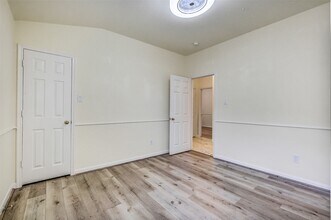 Building Photo - 3018 Park Springs Ln