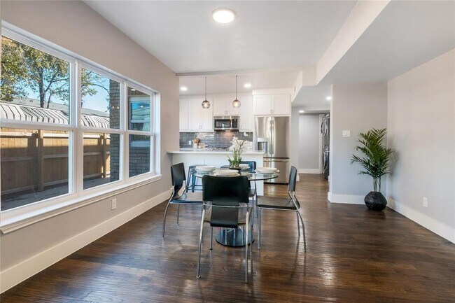 Foto del edificio - 4620 Eastside Ave