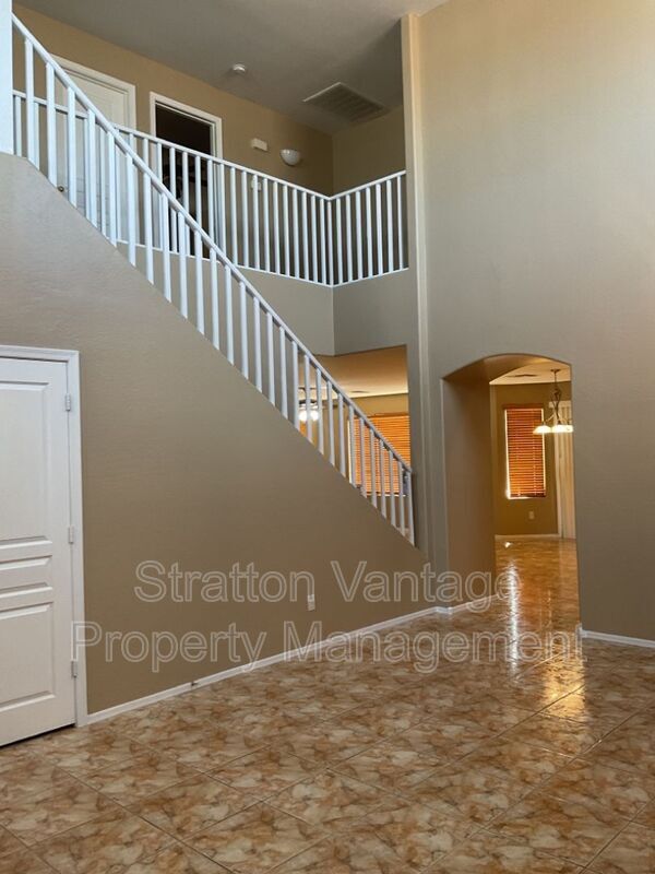 Foto del edificio - 4347 W Darrel Rd