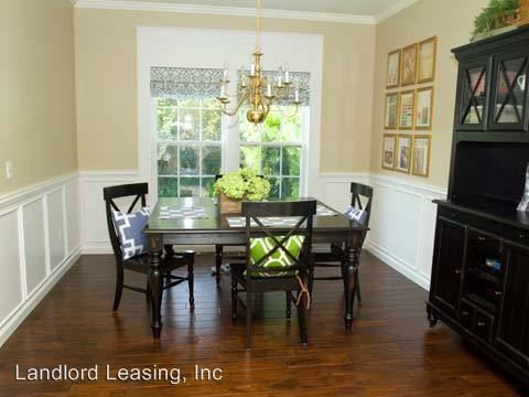 Building Photo - 2882 Ambridge Dr