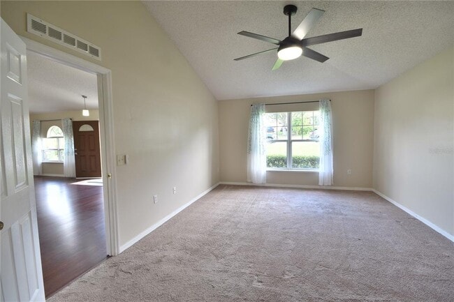Building Photo - 1006 Fox Trail Ave