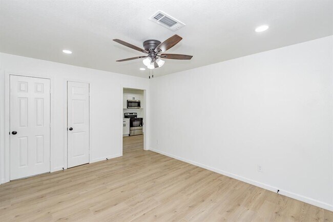 Foto del edificio - 15611 Hwy 6