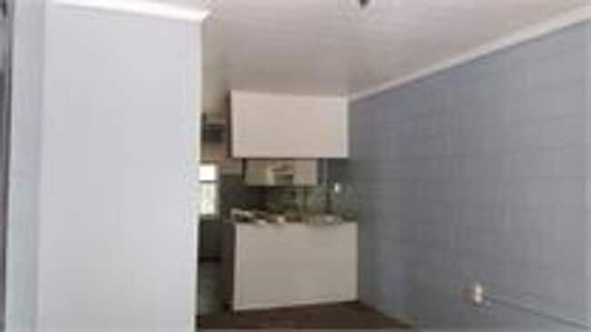 Building Photo - 2 BDRM 1 BATH