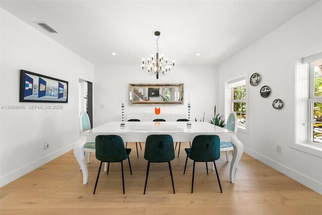Foto del edificio - 8220 SW 182nd St