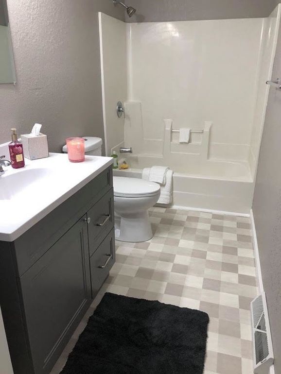 1010 S Washington St Unit Washington St, Paxton, IL 60957 Apartments