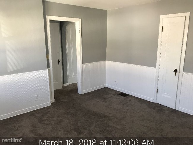 Building Photo - 1 br, 1 bath Apartment - 216 St. George Place
