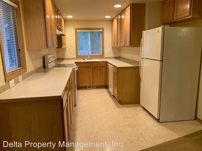 Foto del edificio - 9820 55th Ave NE