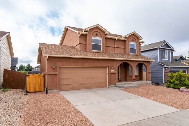 Foto del edificio - 4815 Tory Ridge Dr