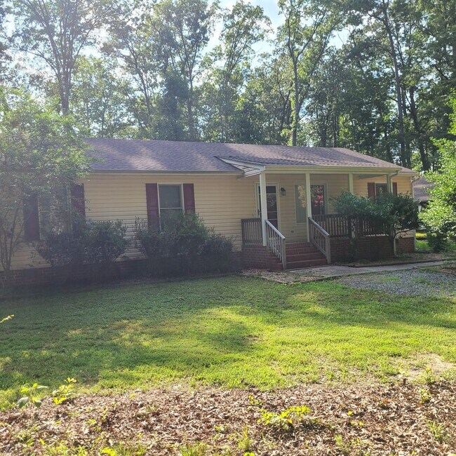 Foto del edificio - 3 Bedroom, 2 Bath Rancher in Varina!