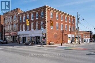 Building Photo - 10-310 Trowbridge St E