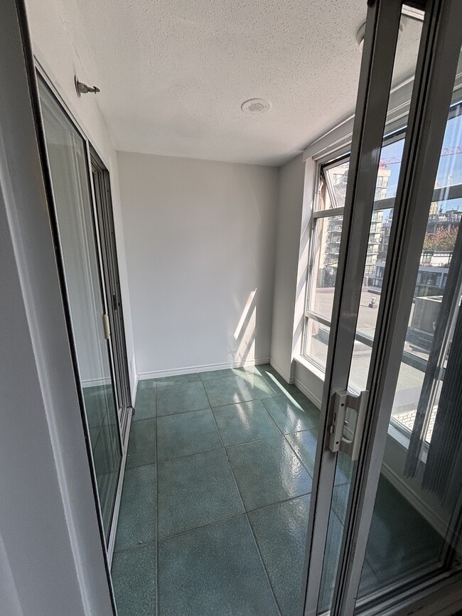 Photo du bâtiment - 1278 Granville St