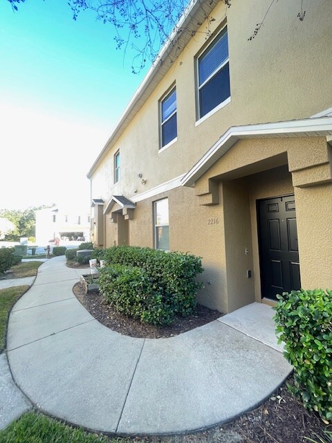 Foto del edificio - 2216 Betsy Ross Ln