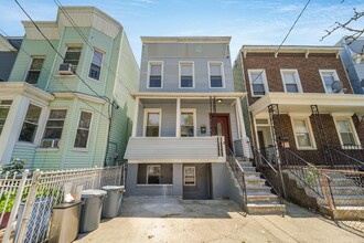 Building Photo - 214 Olean Ave