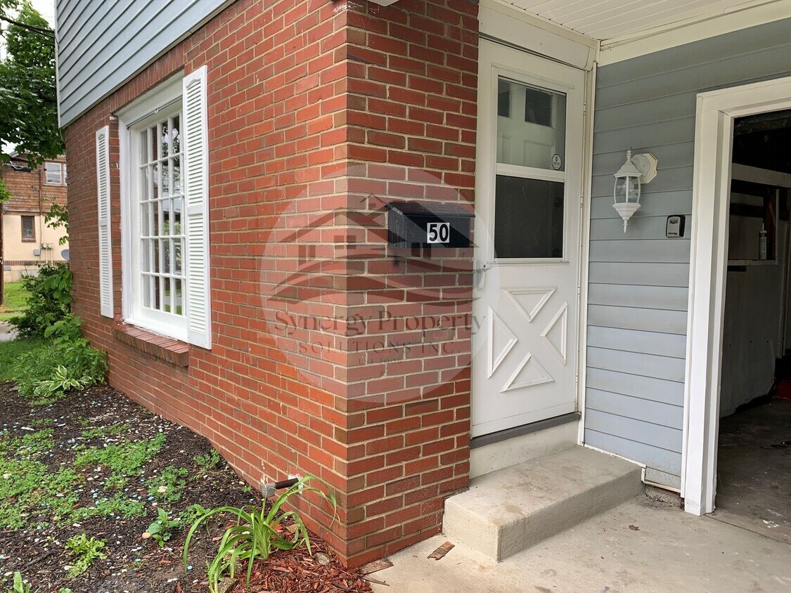 Foto principal - Coming Soon !3 Bedroom, Garage June 6th