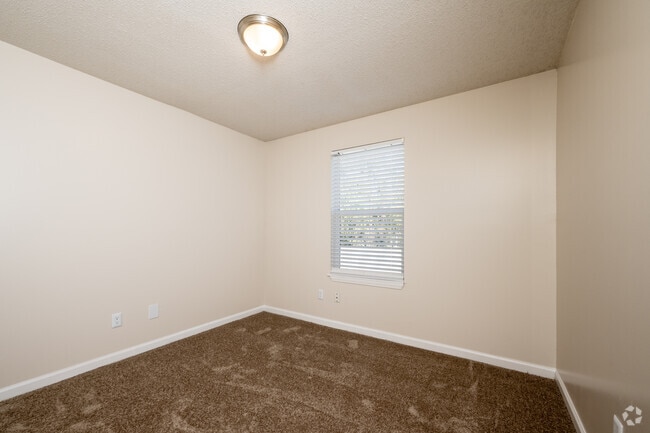 2BR, 1BA - 792SF - Bedroom - Meadowbrook Apts REO