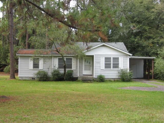 Primary Photo - 3 Bedroom/1 Bath Home