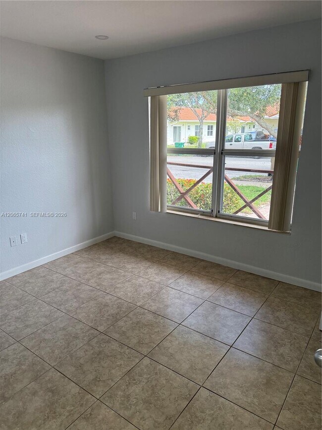 Foto del edificio - 7600 NW 38th Ct