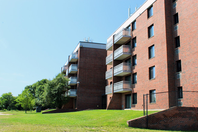 Foto del edificio - Stratton Hill Park Apartments