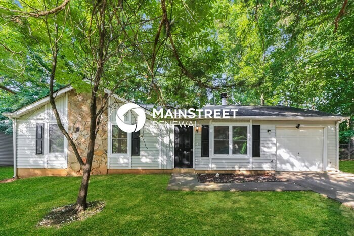 Foto principal - 3 Bedroom Pet-Friendly Home in Tucker, GA ...