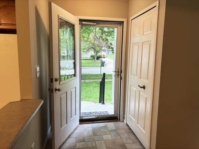 Photo - Chelsea Downtown Area 3-bedroom Ranch House