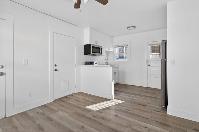 Building Photo - 525 Chestnut Ave