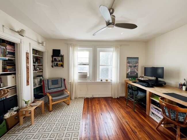 Building Photo - 234 S 44th St