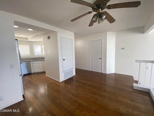 Foto del edificio - 3162 Darby St