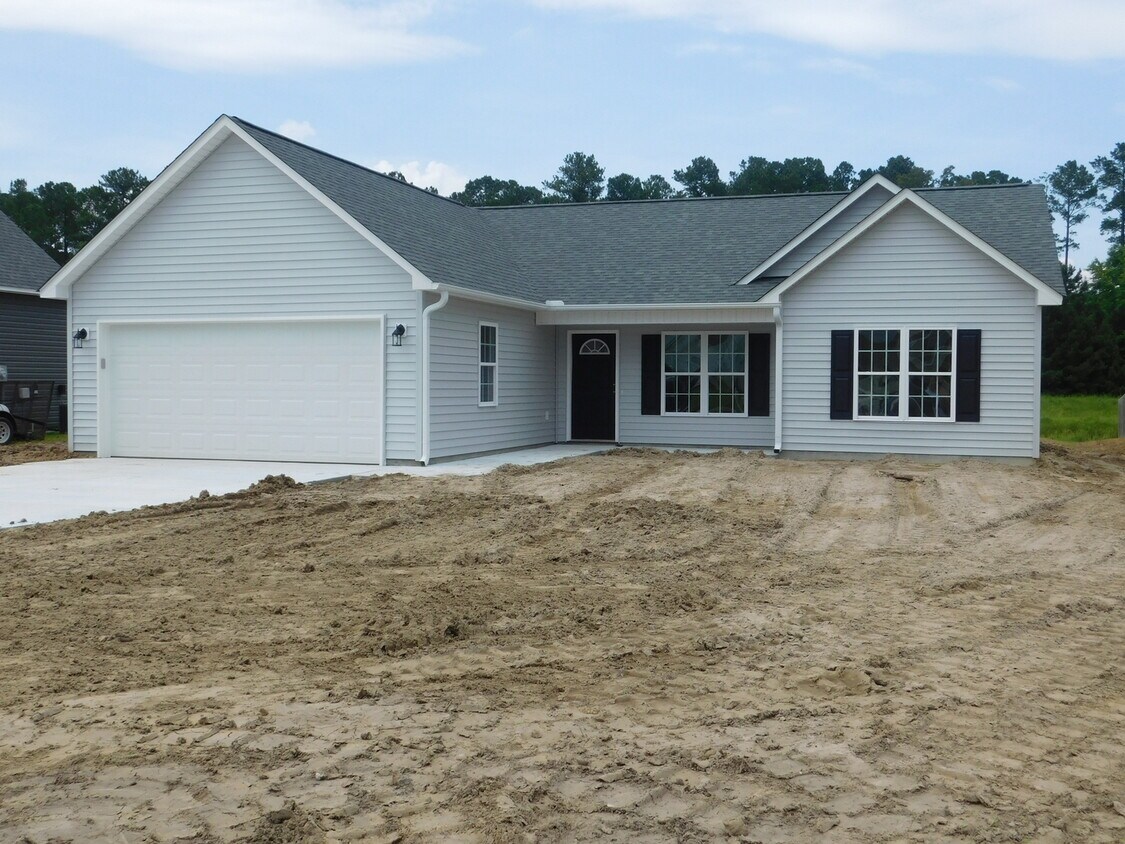 Foto principal - 302 Saratoga Ln