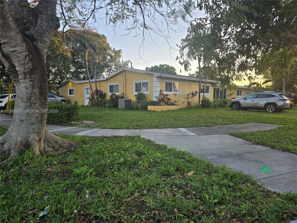 Foto del edificio - 9200 SW 164th St