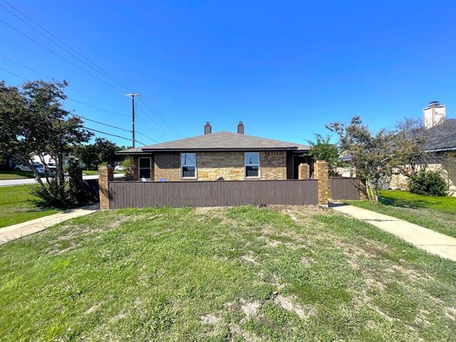 Primary Photo - 216 Christina Pl
