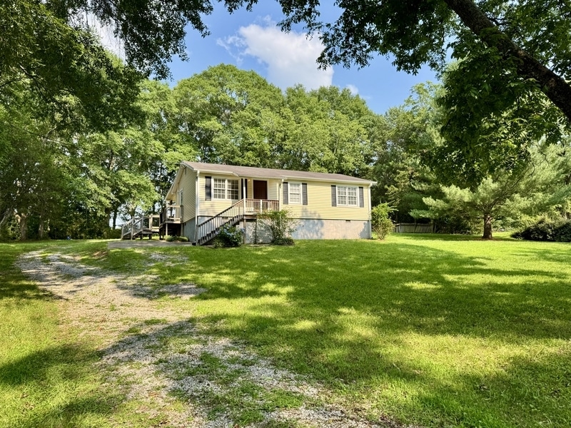 Primary Photo - 612 N McDonough Rd