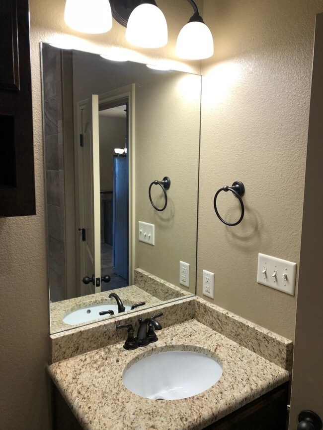 Building Photo - 4908 Opal Ct