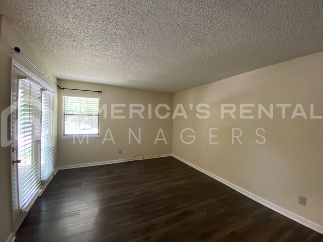 Foto del edificio - Apartment for Rent in Hoover! Available to...