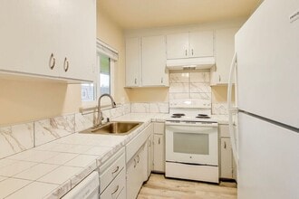 Building Photo - 1279 Ayala Dr