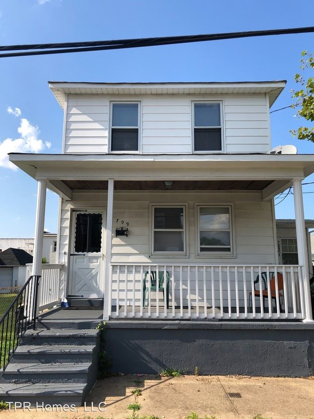 Foto principal - 709 5th Ave