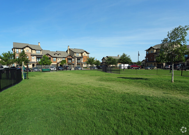 Community-Dog Park - Monterra Village