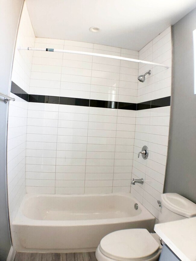 Foto del edificio - 410 Sloat St