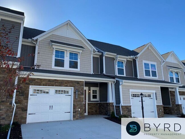 Building Photo - 18549 Palisades Rdg