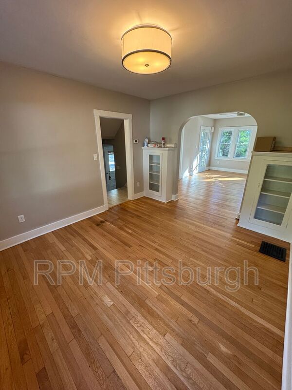 Foto del edificio - 107 N Meadowcroft Ave