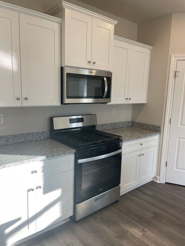 Foto del edificio - 2336 Valverde Wy