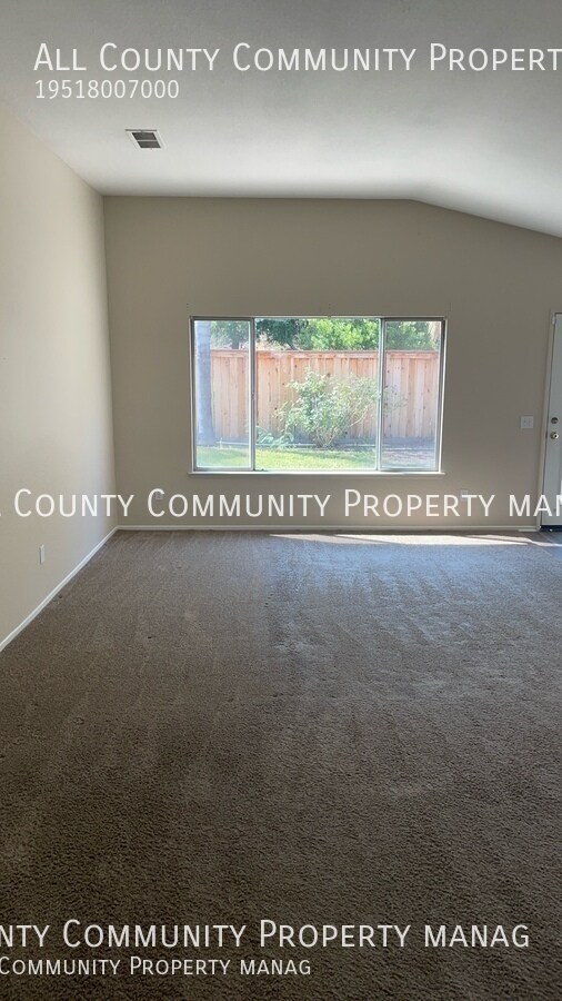 Building Photo - 31697 Loma Linda Rd
