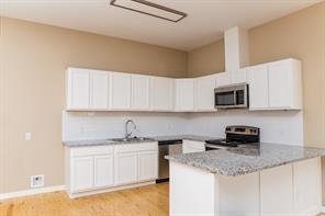 Building Photo - 211 N Austin St