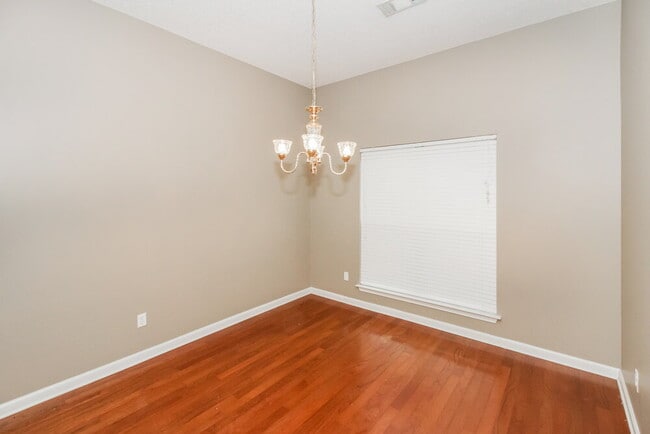Building Photo - 9410 Grove Rd
