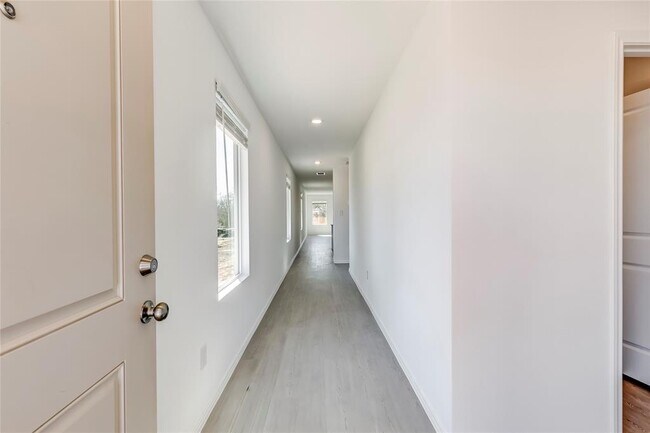 Building Photo - 177 Pink Footed Pass