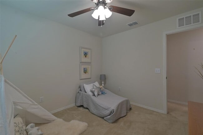 Building Photo - 1205 Waggoner Dr