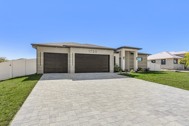 Foto del edificio - 1720 NE 14th St