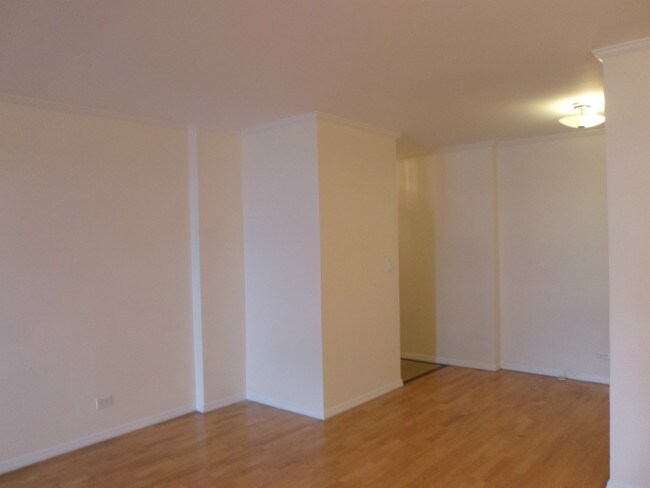 Building Photo - 9737 63rd Rd