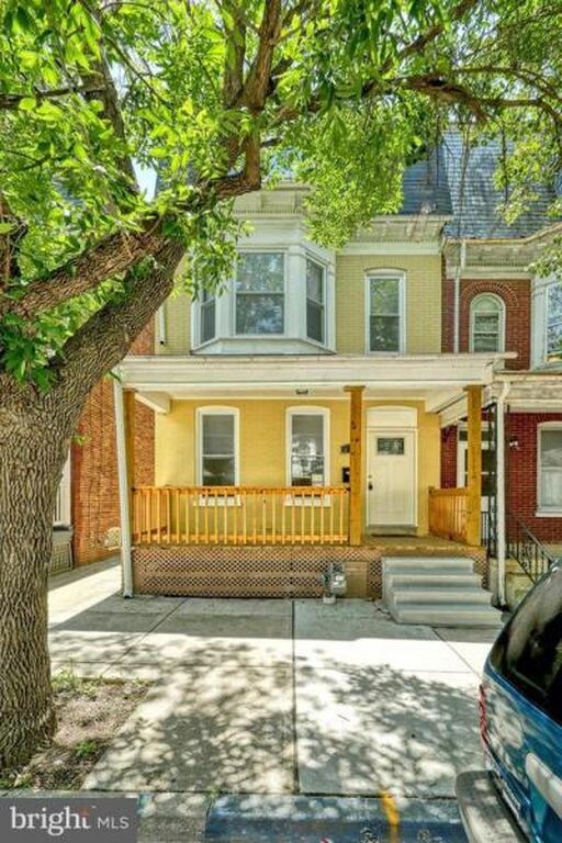 Primary Photo - 610 Wallace St