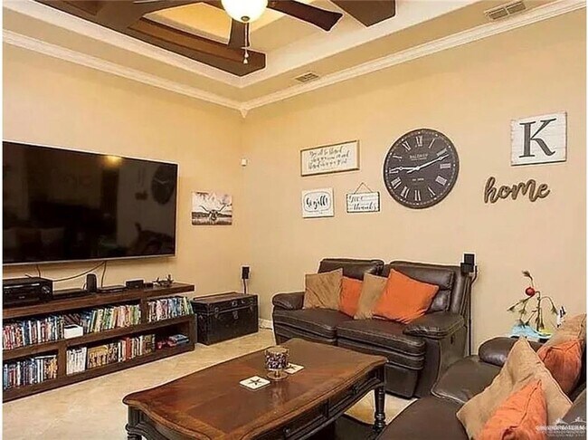 Foto del edificio - 6 Fairmont Ave